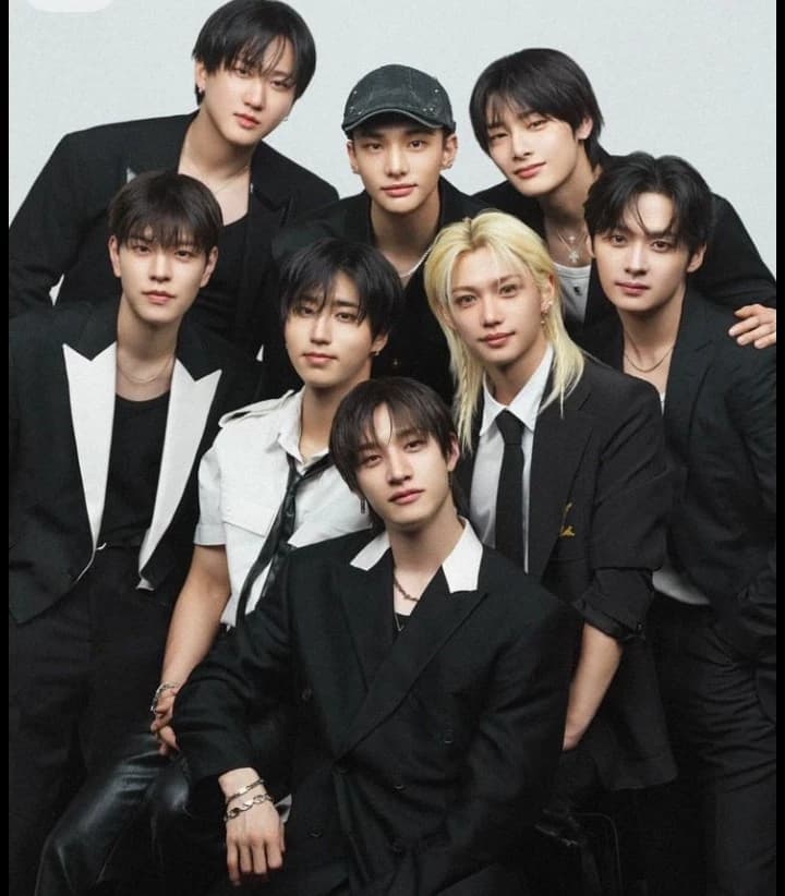 Thumbnail of Stray kids