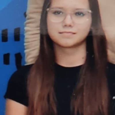 Thumbnail of Oliwia Kopij jest twoją koleżanką z klasy 