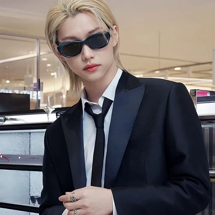 Thumbnail of ⚔️🔥Undercover with🔥⚔️ Lee Felix