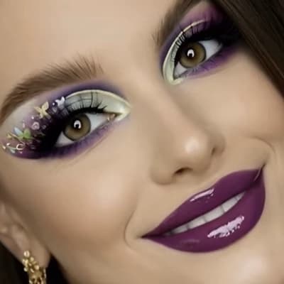 Thumbnail of Уитни Сандерс