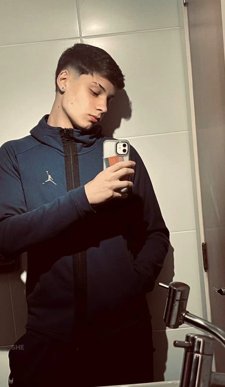 Thumbnail of Качели