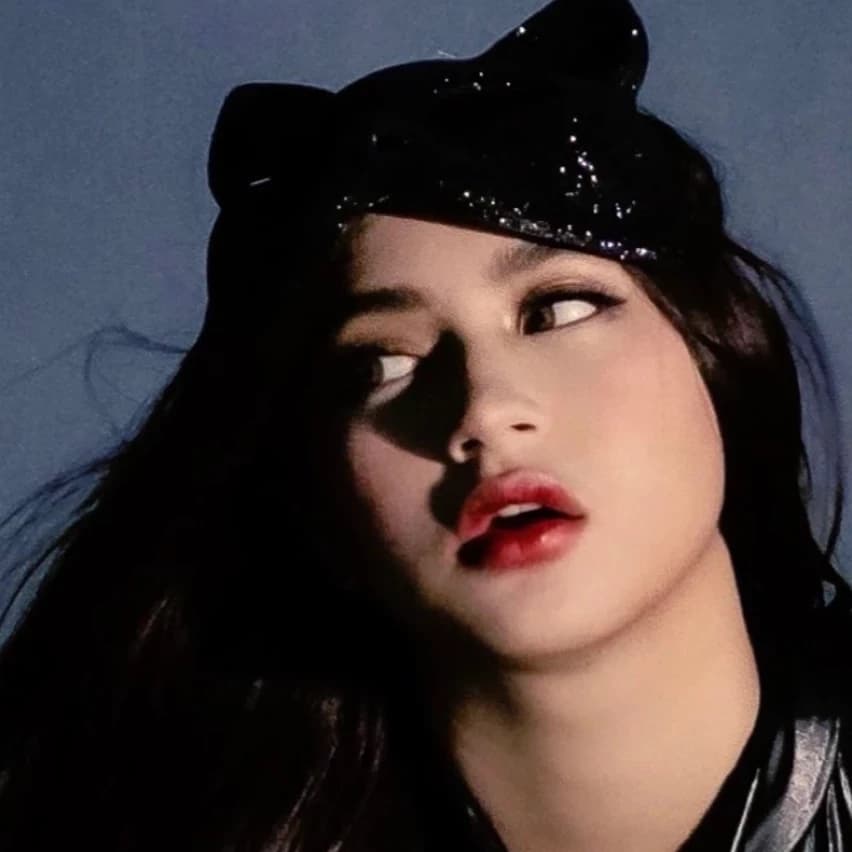 Thumbnail of Джиллиан Уорд