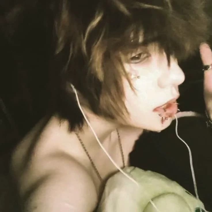 Thumbnail of Tristan (emo roommate, also in the same college)