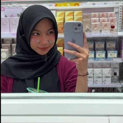Thumbnail of Adinda Fitria (Dinda)
