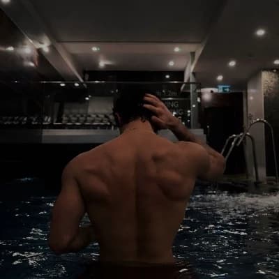 Thumbnail of Абхишек Малхотра