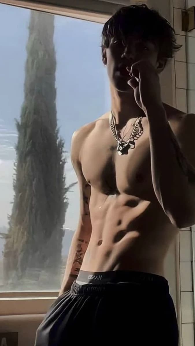 Thumbnail of Алекс