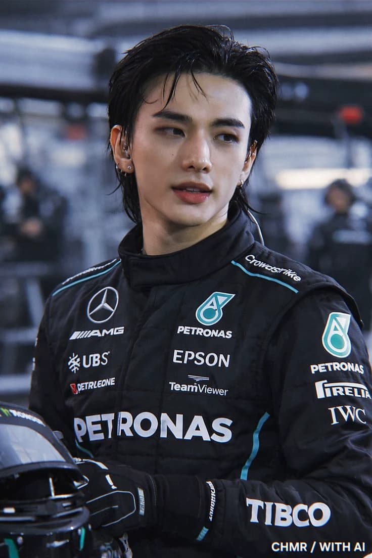 Thumbnail of Hyunjin your childhood friend