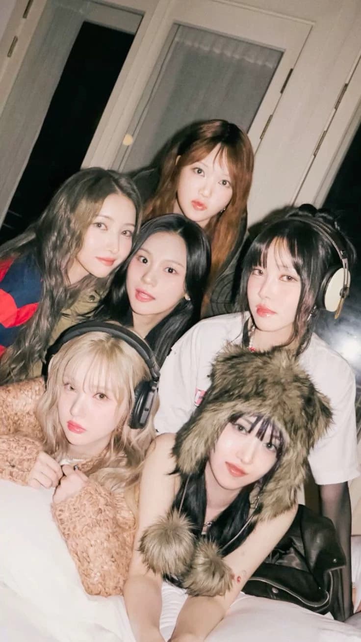 Thumbnail of GFRIEND (Официальная встреча)