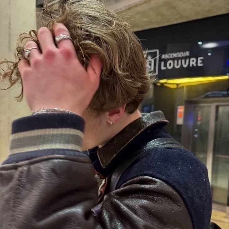 Thumbnail of Мэтью Достал