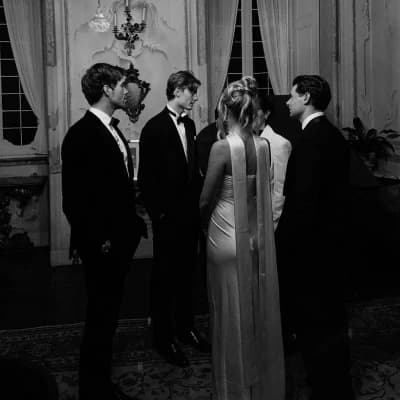 Thumbnail of Mafia, daughter and bodyguards