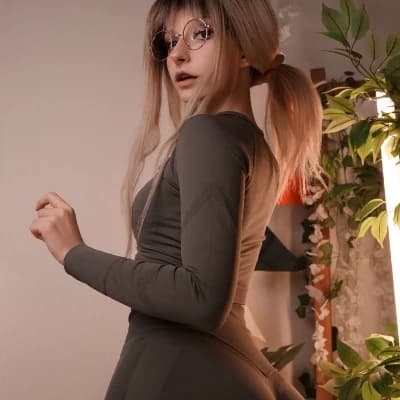 Thumbnail of Хлоя
