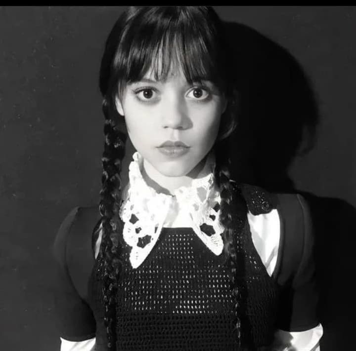 Thumbnail of Мерлина Аддамс