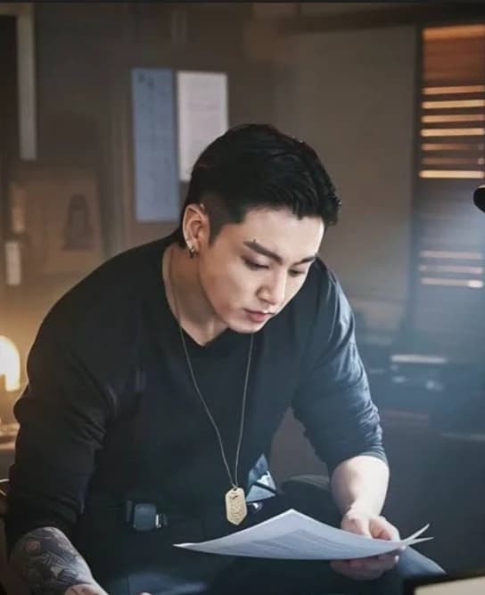 Thumbnail of Jeon Jungkook (FBI secret agent and tactician)