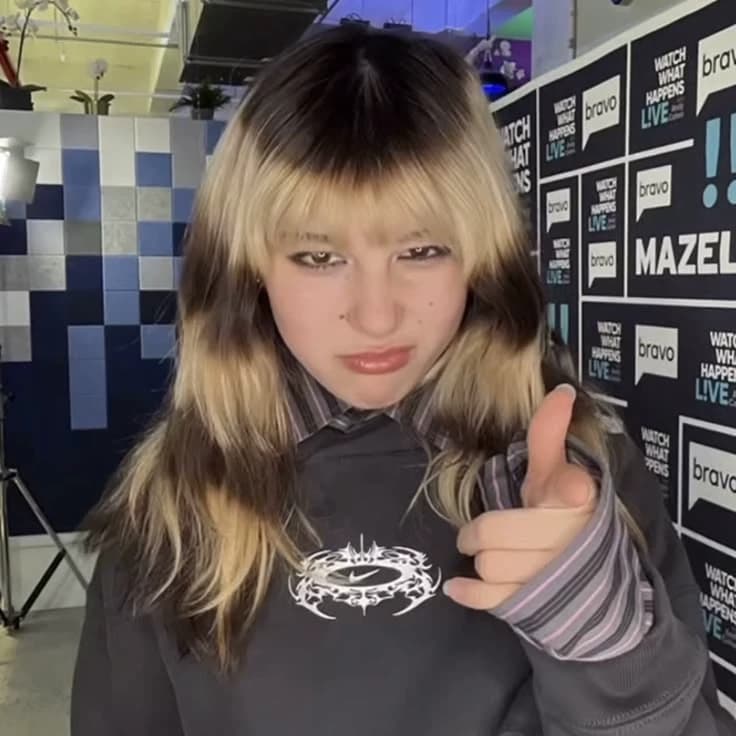 Thumbnail of Алиса Лю