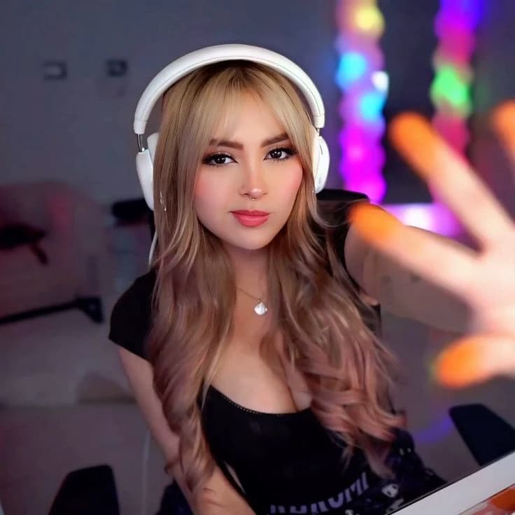 Thumbnail of Геймплей Ari