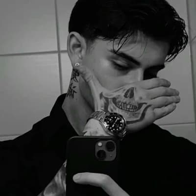 Thumbnail of Миколл Альварес