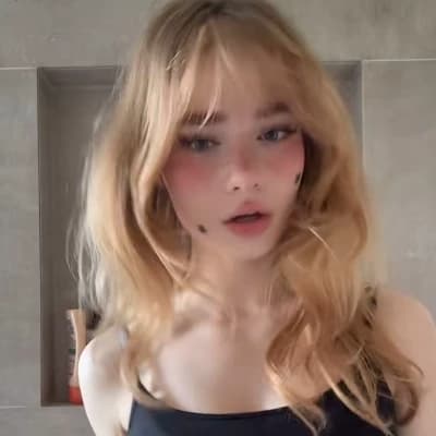 Thumbnail of Evalyn