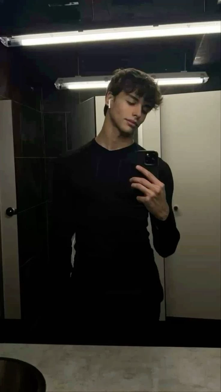 Thumbnail of Ненавижу, что это ты 🥀
