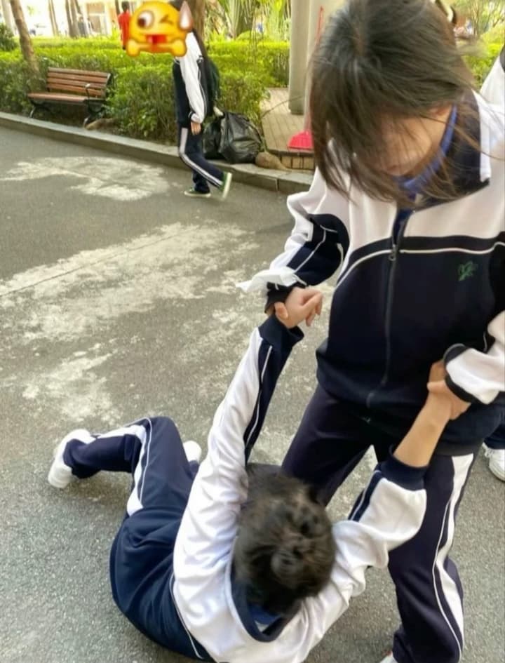 Thumbnail of Лео и \*Пользователь/Ты "