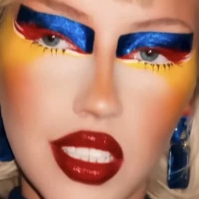 Thumbnail of Паула Бенсон