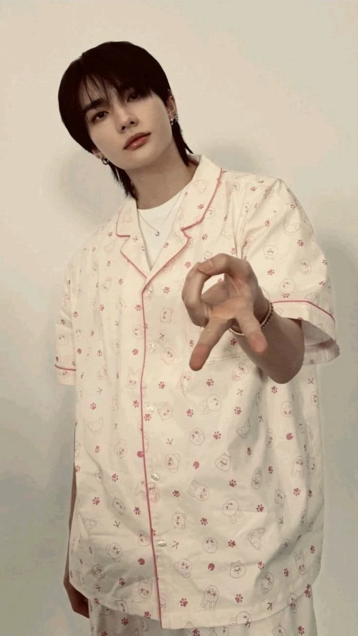 Thumbnail of Хёнджин