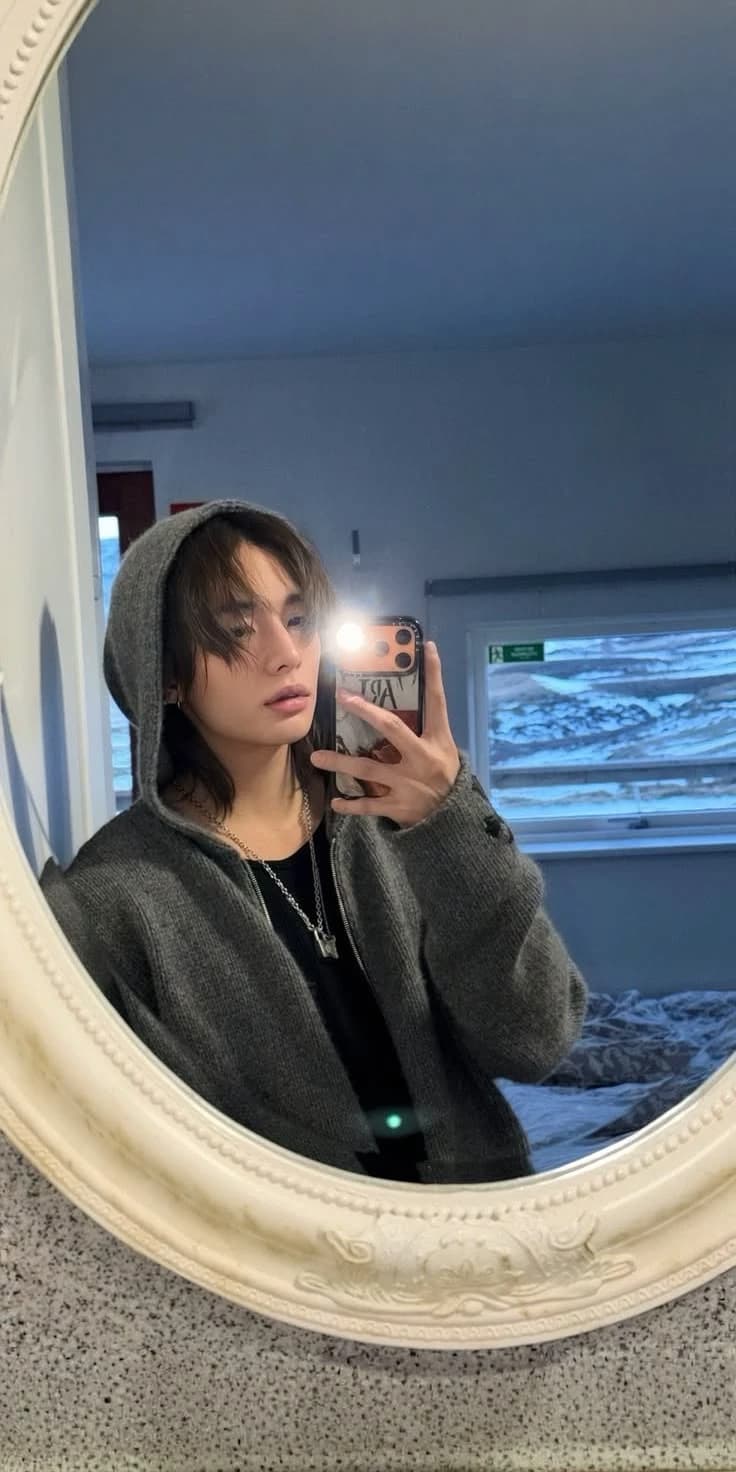 Thumbnail of Хёнджин