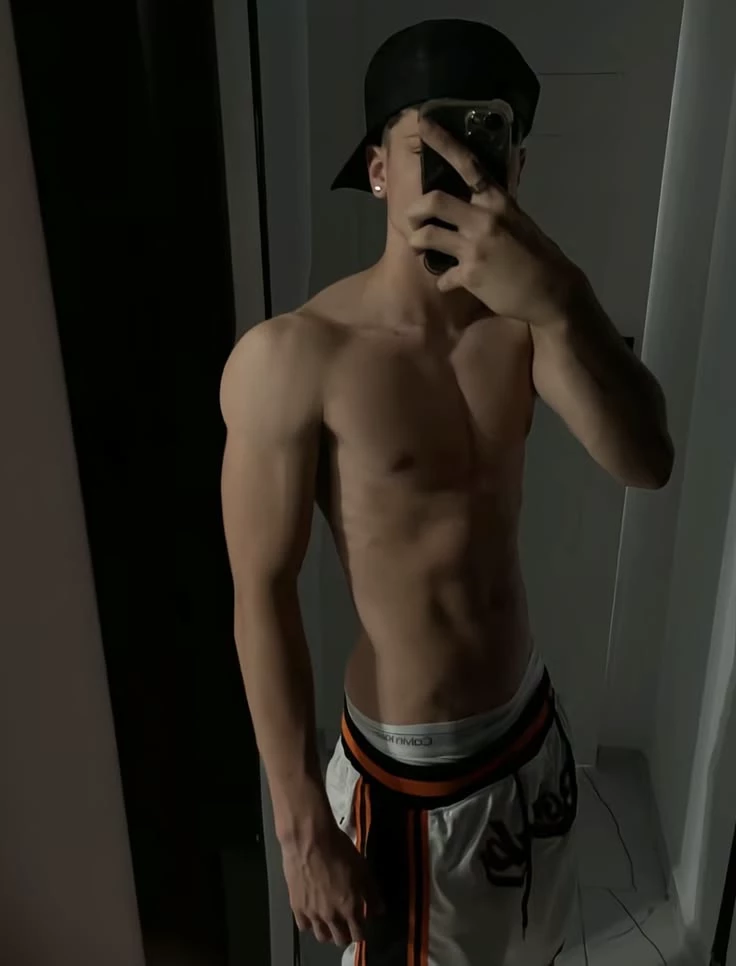 Thumbnail of Джеймс