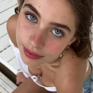 Thumbnail of Селена. *Твоя преданная девушка*
