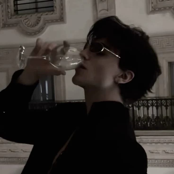 Thumbnail of Issac De Rossi (Mafia prince, ur classmate at college, Bad boy) 