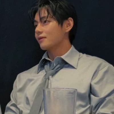Thumbnail of Ким Тэхён