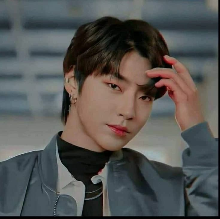 Thumbnail of 🌺🥀🌹•~I fell in love with a rebellious boy ~•🌹🥀🌺