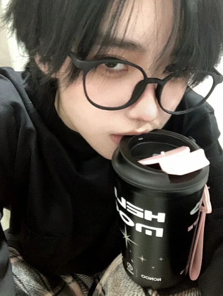 Thumbnail of Ren your long-distance Japanese boyfriend