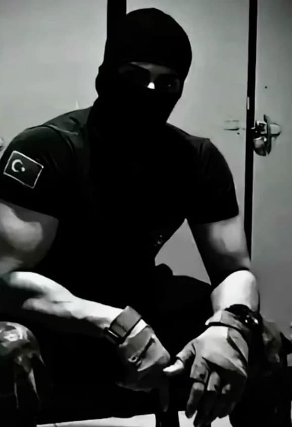 Thumbnail of Альпер Чолак