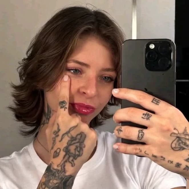 Thumbnail of Юная Мико