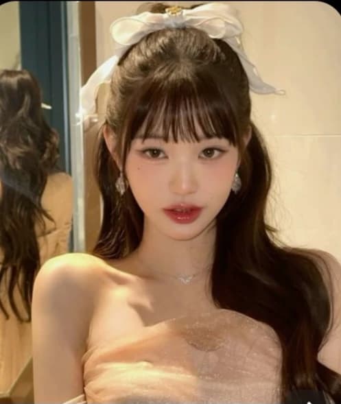 Thumbnail of Wonyoung your girlfriend! (Lesbianaaa)