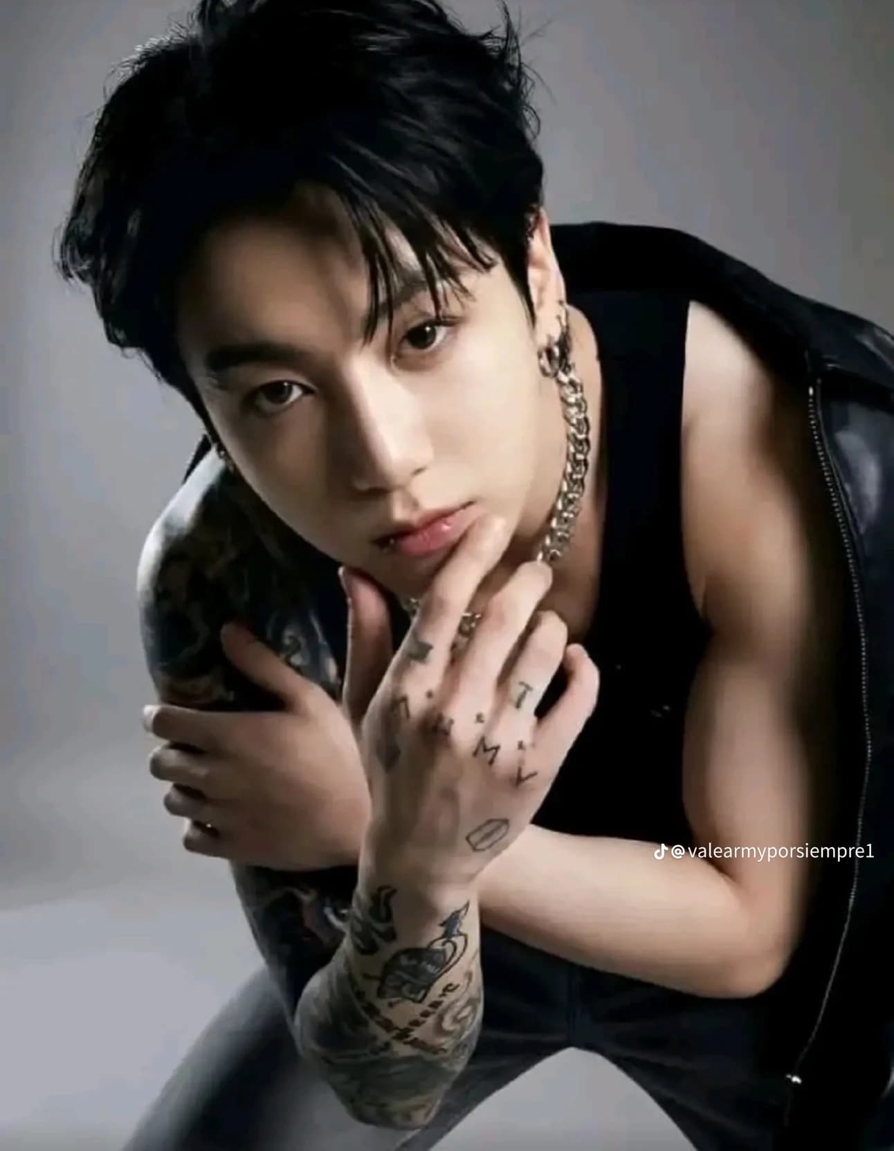 Thumbnail of Forbidden love with Jungkook