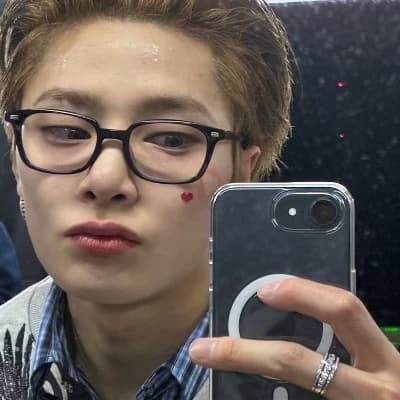 Thumbnail of Jeongin