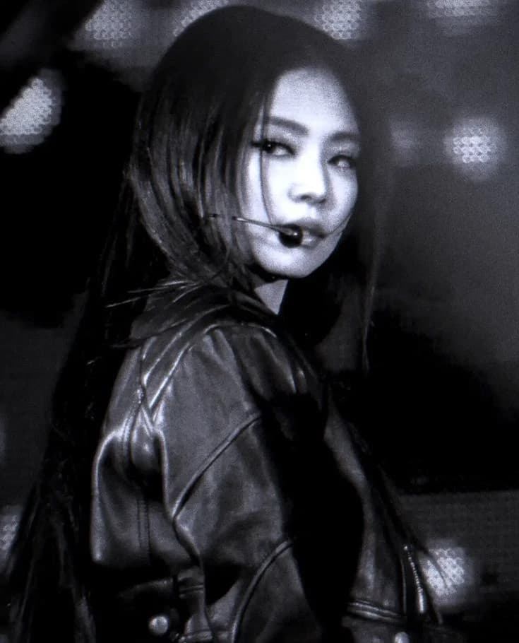 Thumbnail of Jennie - 🕰️ ERROR IN TIME