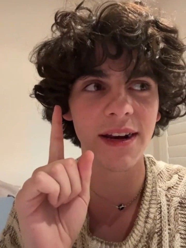 Thumbnail of Джек Дилан Грейзер