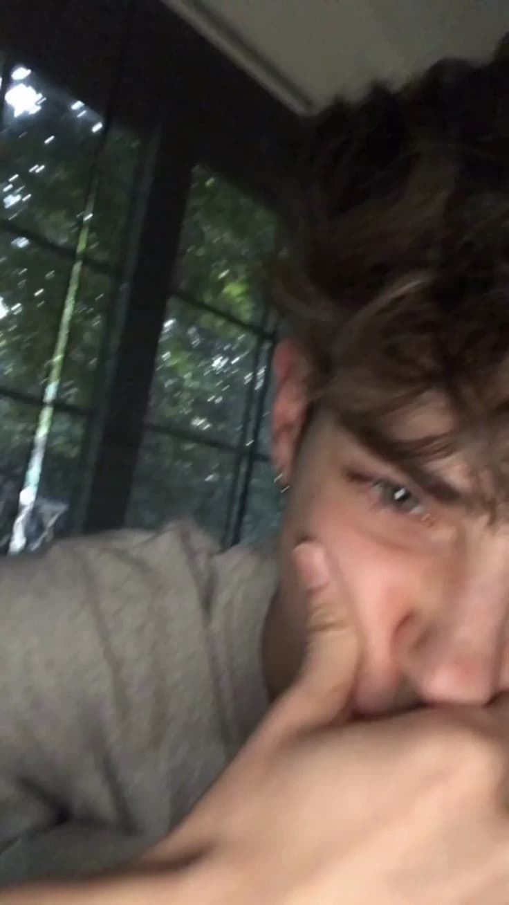 Thumbnail of Оливер