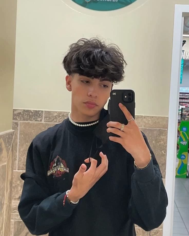 Thumbnail of Lucas \[his best friend\]