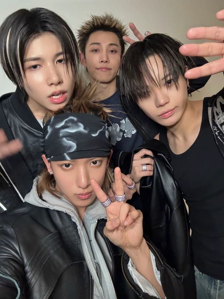 Thumbnail of LNGSHOT 