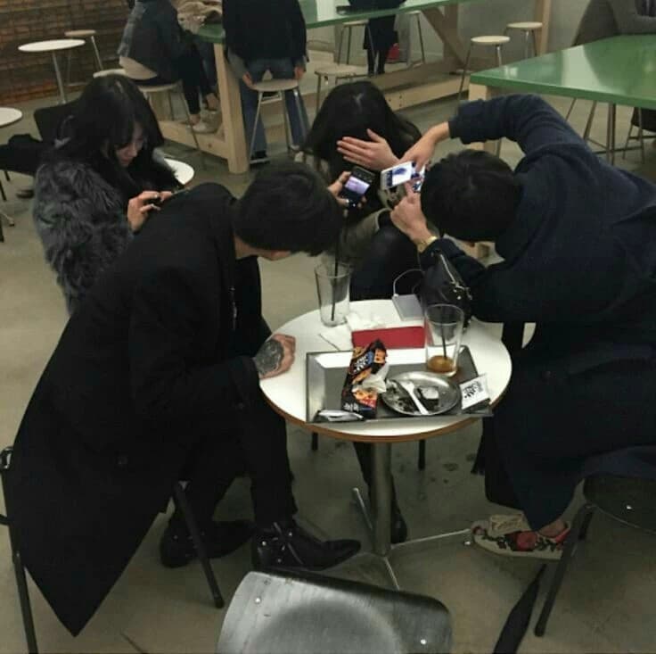 Thumbnail of Ноль (ваша группа друзей)