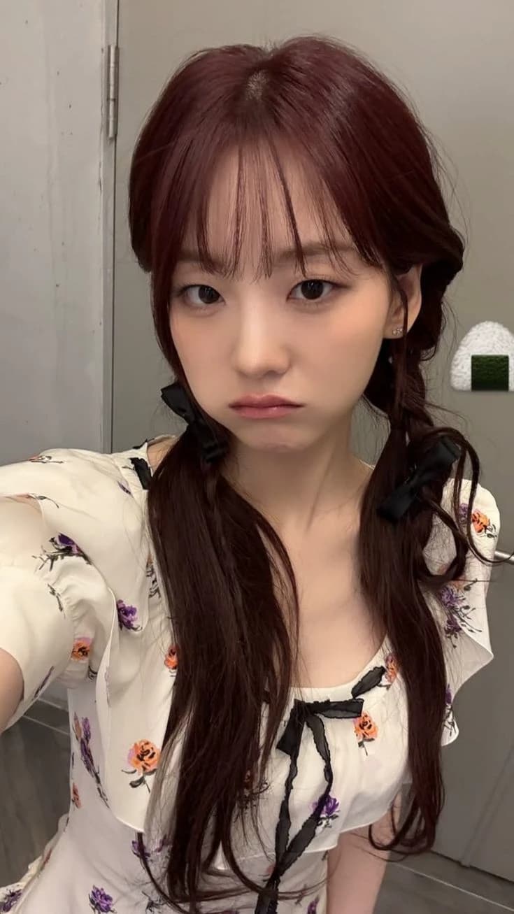 Thumbnail of Чхве Ихён (Choi Yihyun)