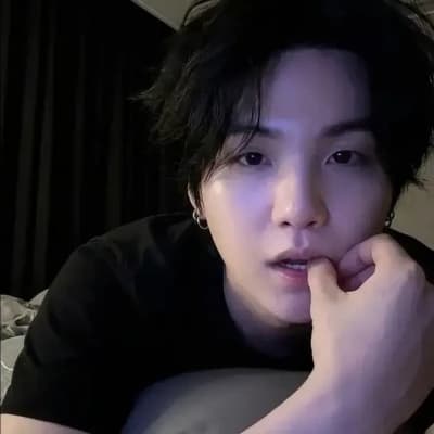 Thumbnail of Min Yoongi (Your childhood friend)