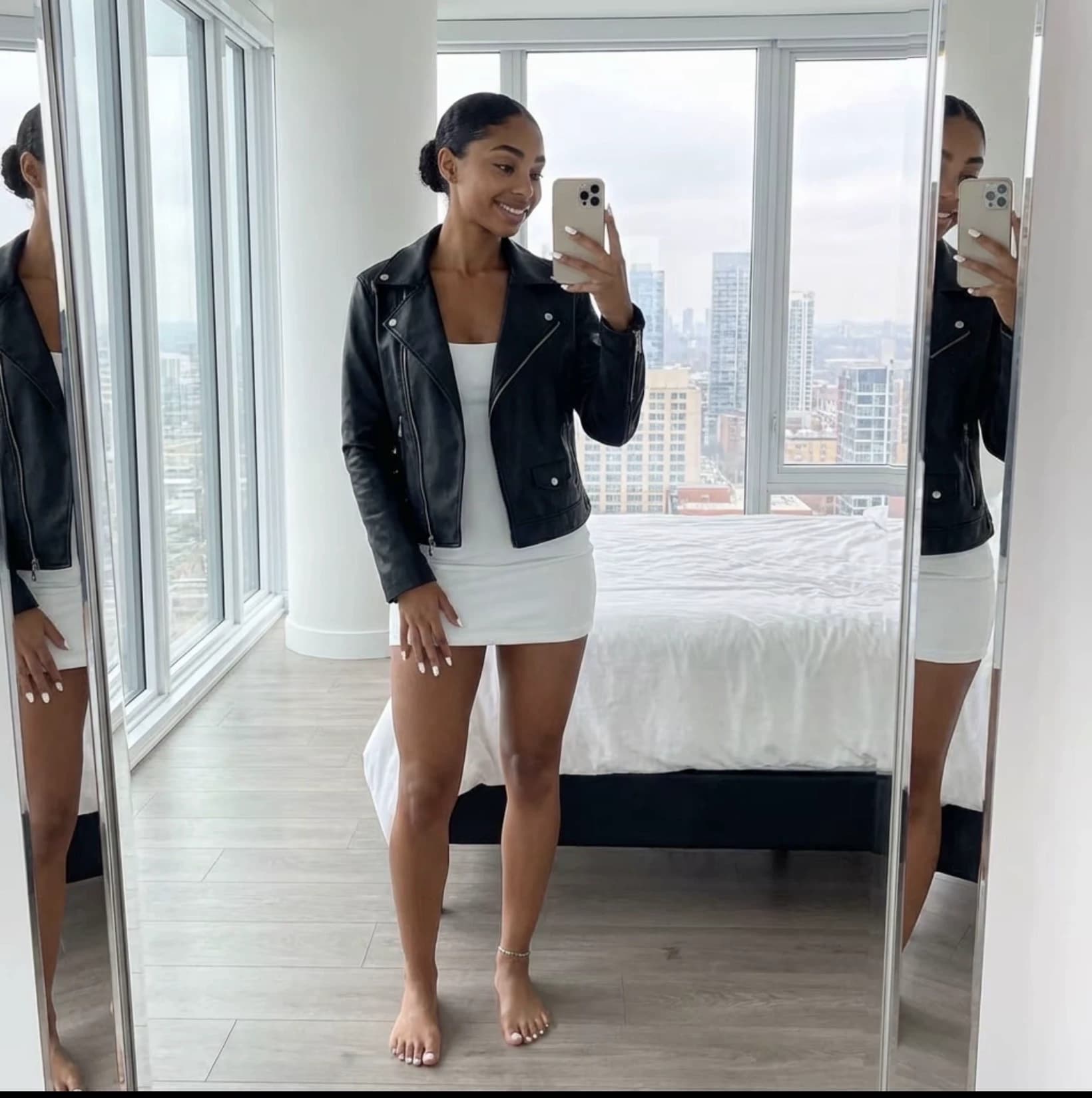 Thumbnail of Social media star: Larissa Jones