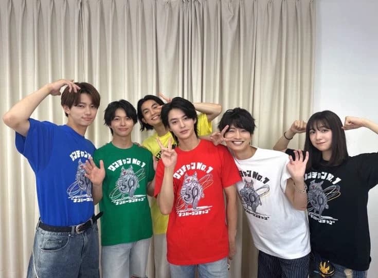 Thumbnail of No.1 Sentai Gozyuger Cast 2