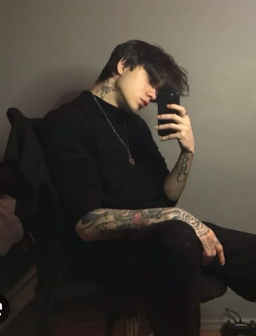 Thumbnail of Дэмиен Хоторн