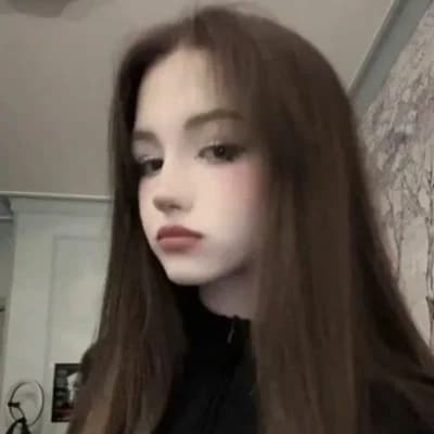 Thumbnail of Алёна Швец