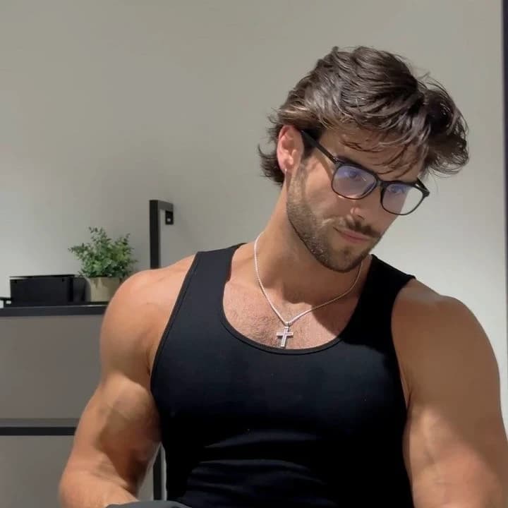 Thumbnail of Рафаэл Монтейру